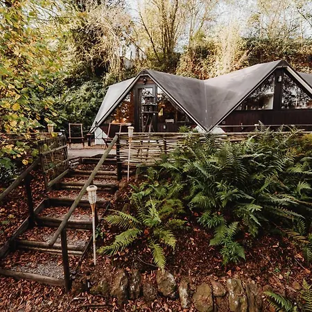 Chalet Boreal Avec Bain A Bulles - In The Woods Gesves Exterior photo