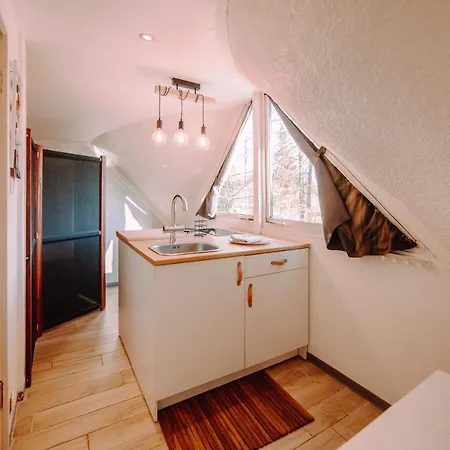 Chalet Boreal Avec Bain A Bulles - In The Woods Gesves Exterior photo